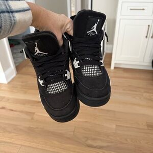 Nike Kids Black and White Sneakers